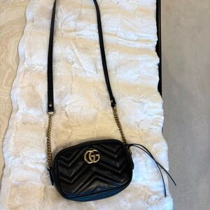 Authentic Gucci Marmont Camera Bag